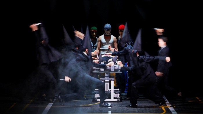 orfeo-ed-euridice-berlin-so_page3_image2