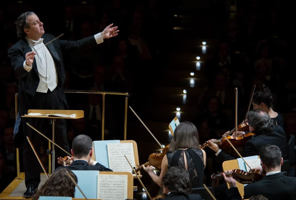 OCNE 2015-16. SINFONICO. CONCIERTO 16. JUANJO MENA. MICHAEL BARENBOIM