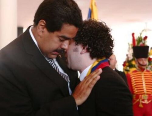 Dudamel en la encrucijada entre la Filarmónica de Nueva York y Maduro: De la batuta de oro al barro de la geopolítica