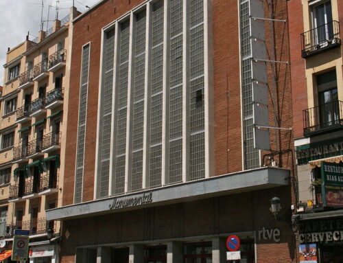 El Teatro Monumental de Madrid se lava la cara para retomar la temporada