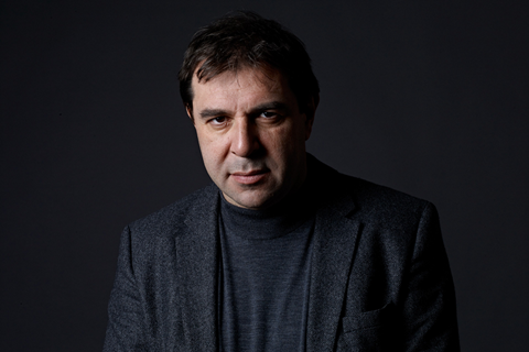 daniele-La Staatskapelle Dresden vuelve a España para ofrecer un ciclo dedicado a las sinfonías de Robert Schumann. Bajo la batuta del maestro Daniele Gatti, visitarán Madrid y Valencia entre el 21 y el 24 de abril. La integral sinfónica se interpretará en dos programas conformados por la Sinfonía núm. 1 y Sinfonía núm. 3 el primer día y la Sinfonía núm. 2 y Sinfonía núm. 4 en la segunda cita.