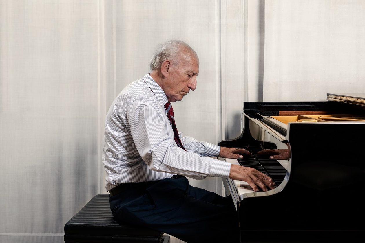 maurizio pollini piano