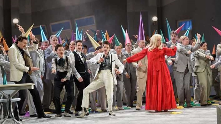 escena-deutsche-oper-berlin-don-quijote