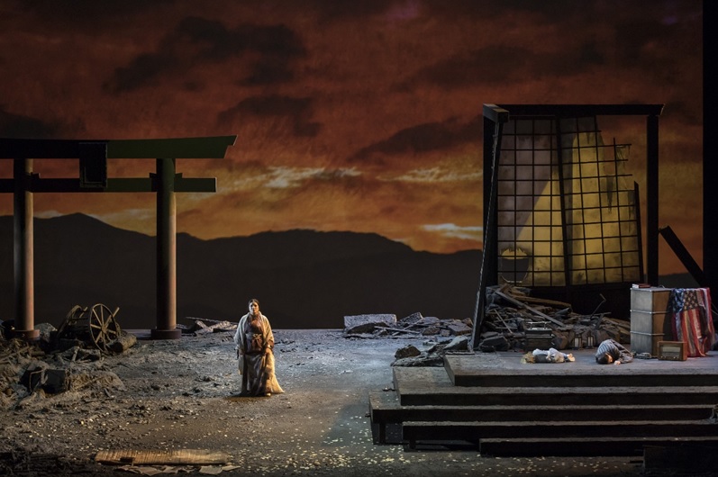 escena-madama-butterfly-el-escorial