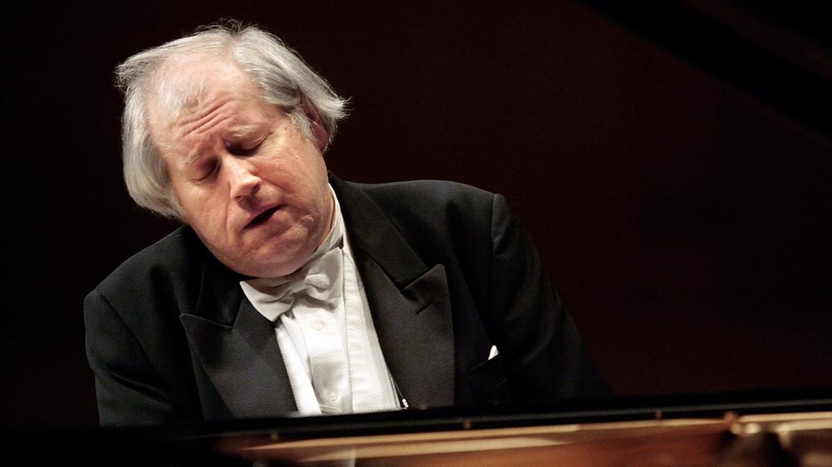 Sokolov recorrerá los escenarios españoles con Bach, Chopin y Schumann