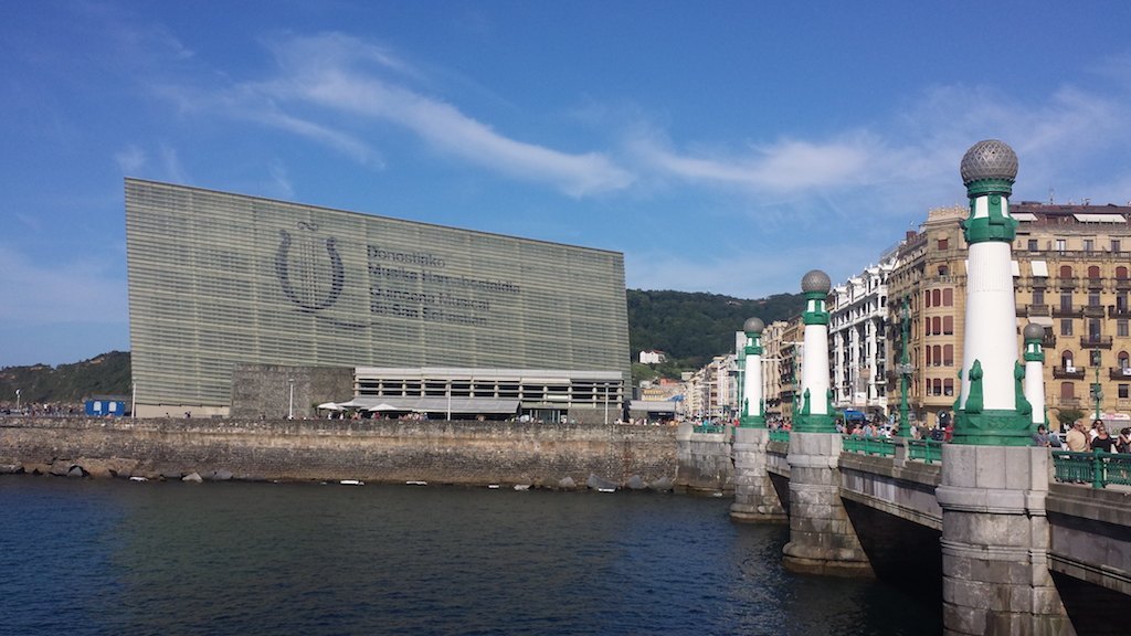 La 85 Quincena Musical de San Sebastián finaliza su edición de 2024 con varias citas musicales con localidades agotadas, destacando la primera función de Carmen, los conciertos de la Budapest Festival Orchestra y la Euskadiko Orkestra junto al Orfeón Donostiarra, el espectáculo Folia y el concierto de la Filarmonica della Scala y Riccardo Chailly. También se colgó el cartel de "no hay entradas" en el debut en la ciudad donostiarra de la Compañía de Flamenco Úrsula López, en el estreno de la ópera infantil Egia ala geRuza, en el concierto que tuvo lugar en el Santuario de Arantzazu, así como en las diferentes citas de los ciclos de Música Antigua y de Cámara.