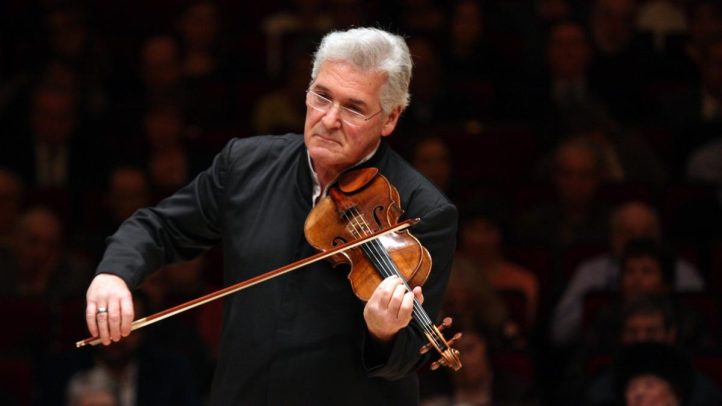Pinchas Zukerman, leyenda viva del violín, en el FIMC como director y solista de Sinfonía Varsovia. Interpretarán la Séptima de Beethoven, el concierto para violín Nº 5 de Mozart y una obra de Penderecki en memoria de Juan Pablo II. El sábado 18 en el Auditorio de Tenerife, y el domingo 19, en el Alfredo Kraus, en Gran Canaria, aún con entradas disponibles.