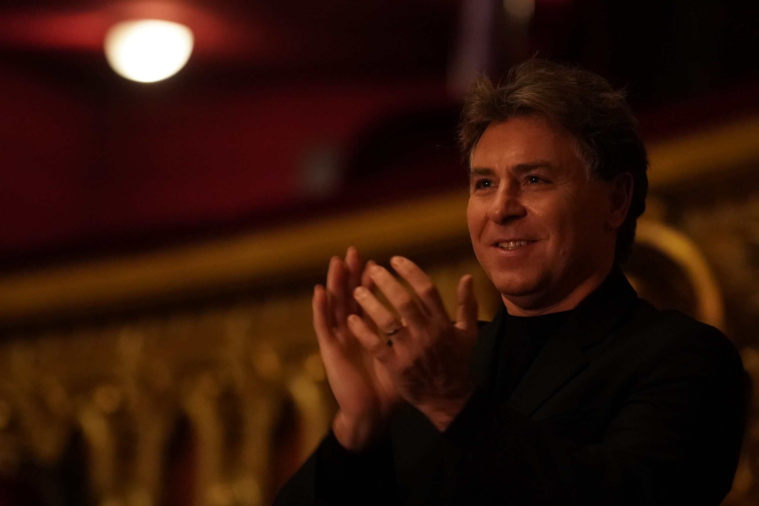 Roberto-Alagna-se-interpreta-a-si-mismo