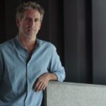 El barbero de Sevilla de Paisiello, llega por primera vez al Teatro de la Maestranza de Sevilla el próximo 10 de mayo. Este estreno, que tendrá lugar en versión concierto en colaboración con la OCG, contará con la participación de Darío Solari, Aitana Sanz, Santiago Ballerini, Pablo Ruiz, Pietro Spagnoli, Luis Raspauqeso y Andrés Merino, bajo la dirección de Lucas Macías. 