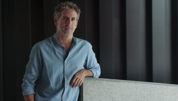 El barbero de Sevilla de Paisiello, llega por primera vez al Teatro de la Maestranza de Sevilla el próximo 10 de mayo. Este estreno, que tendrá lugar en versión concierto en colaboración con la OCG, contará con la participación de Darío Solari, Aitana Sanz, Santiago Ballerini, Pablo Ruiz, Pietro Spagnoli, Luis Raspauqeso y Andrés Merino, bajo la dirección de Lucas Macías. 