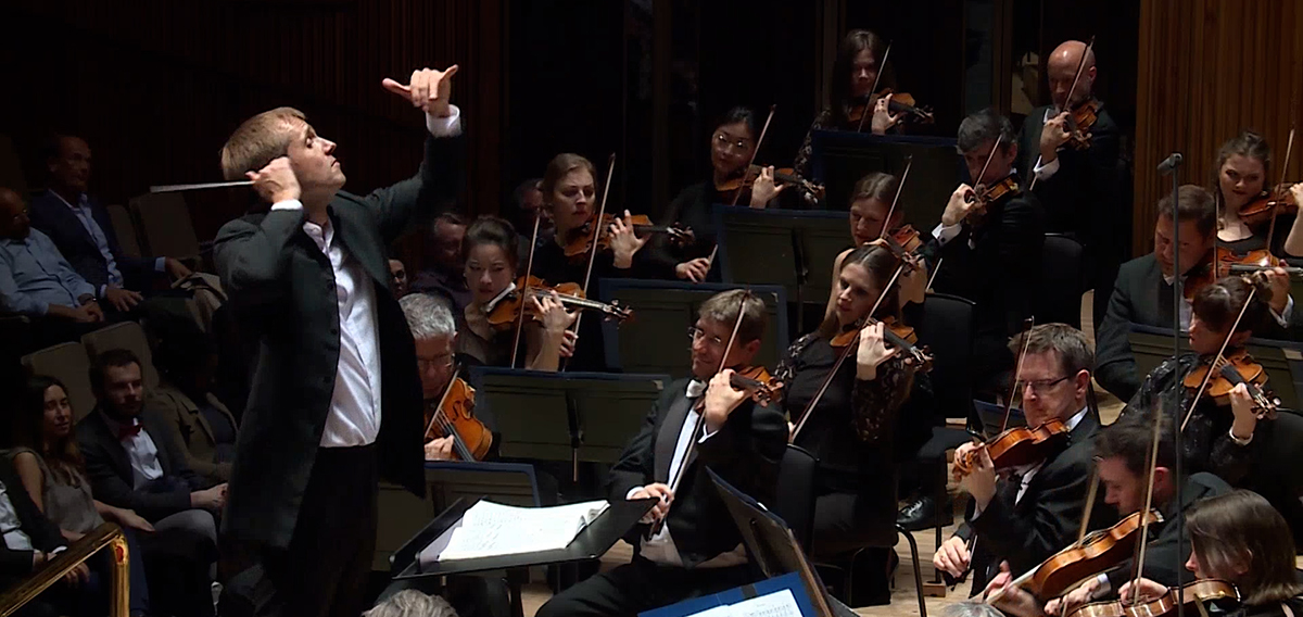 Vasily-Petrenko-Royal-Philharmonic-Orchestra
