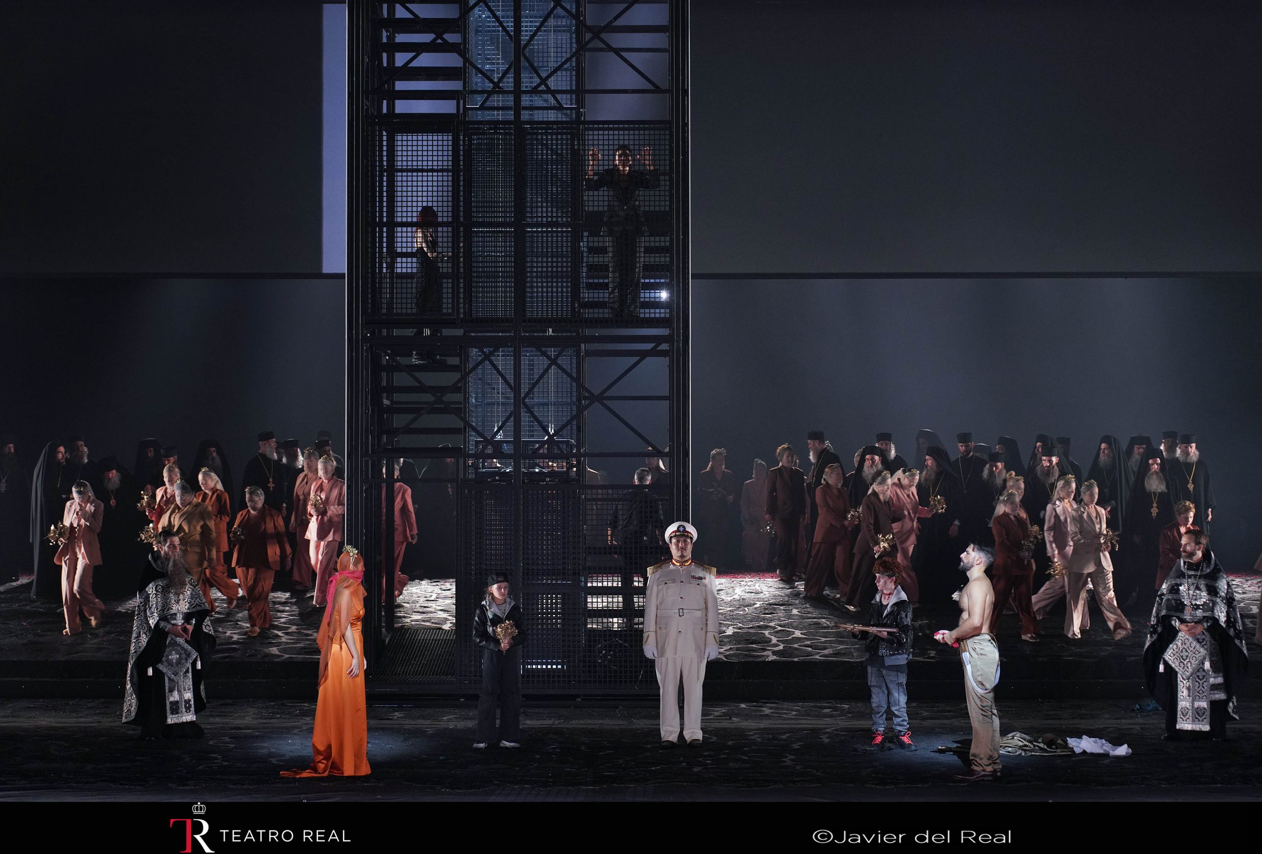 Escena-Medea-c-Teatro-Real