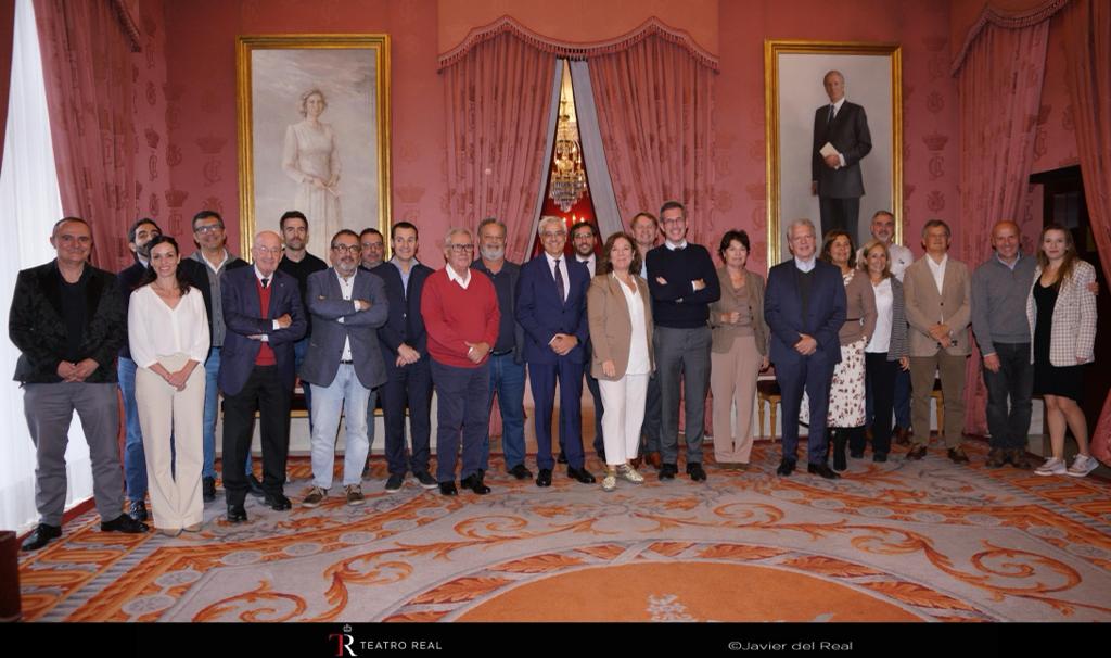 foto-premios-honorificos-opera-XXI