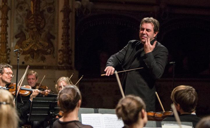 Daniele Gatti dirige la Mahler Chamber Orchestra