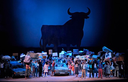 Escena de la producción en el Liceu de 'Carmen' - Previos de ópera Beckmesser