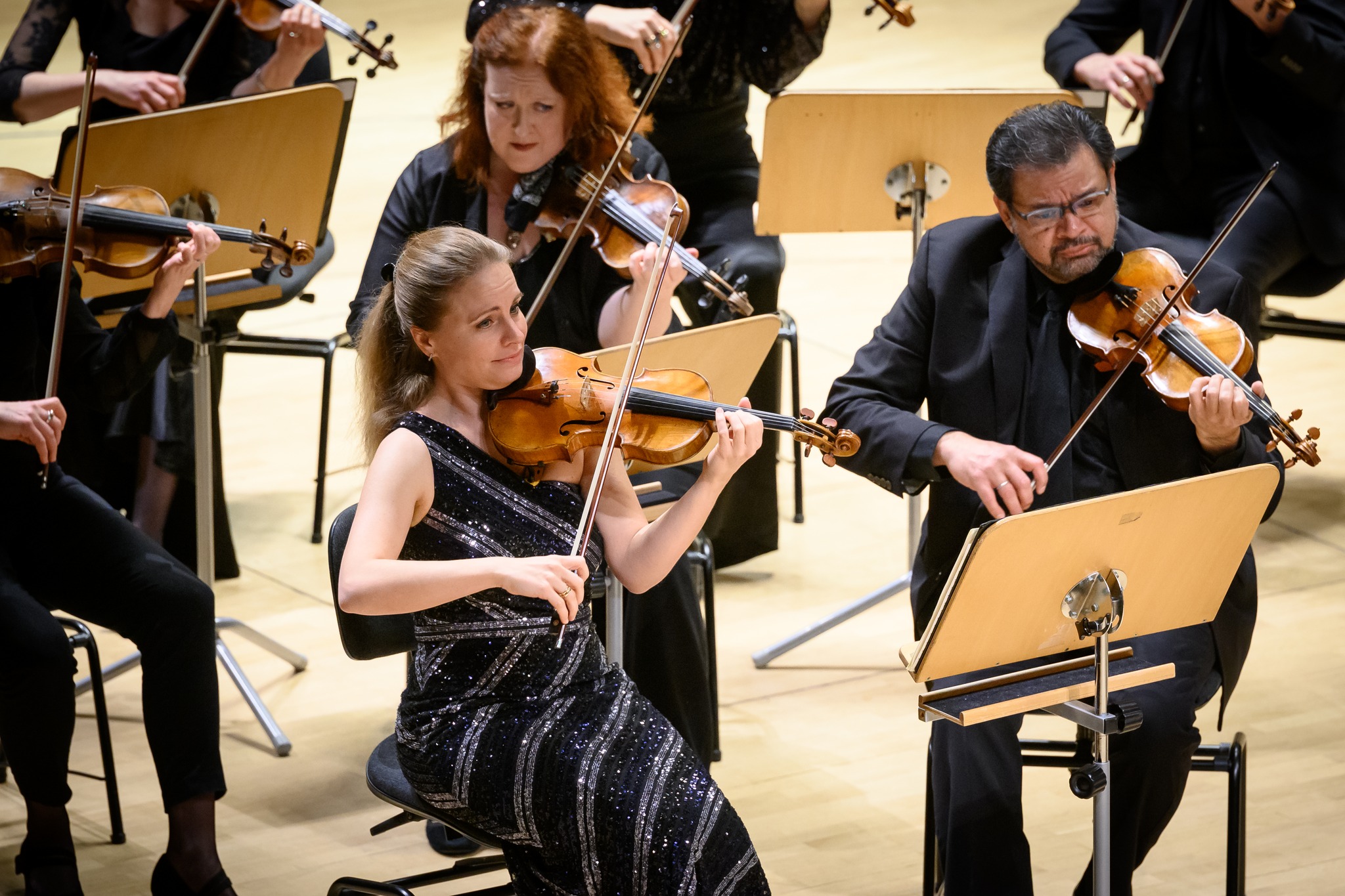 Crítica: Lograda transfiguración, Julia Fischer y la ASMF en el Auditorio Nacional