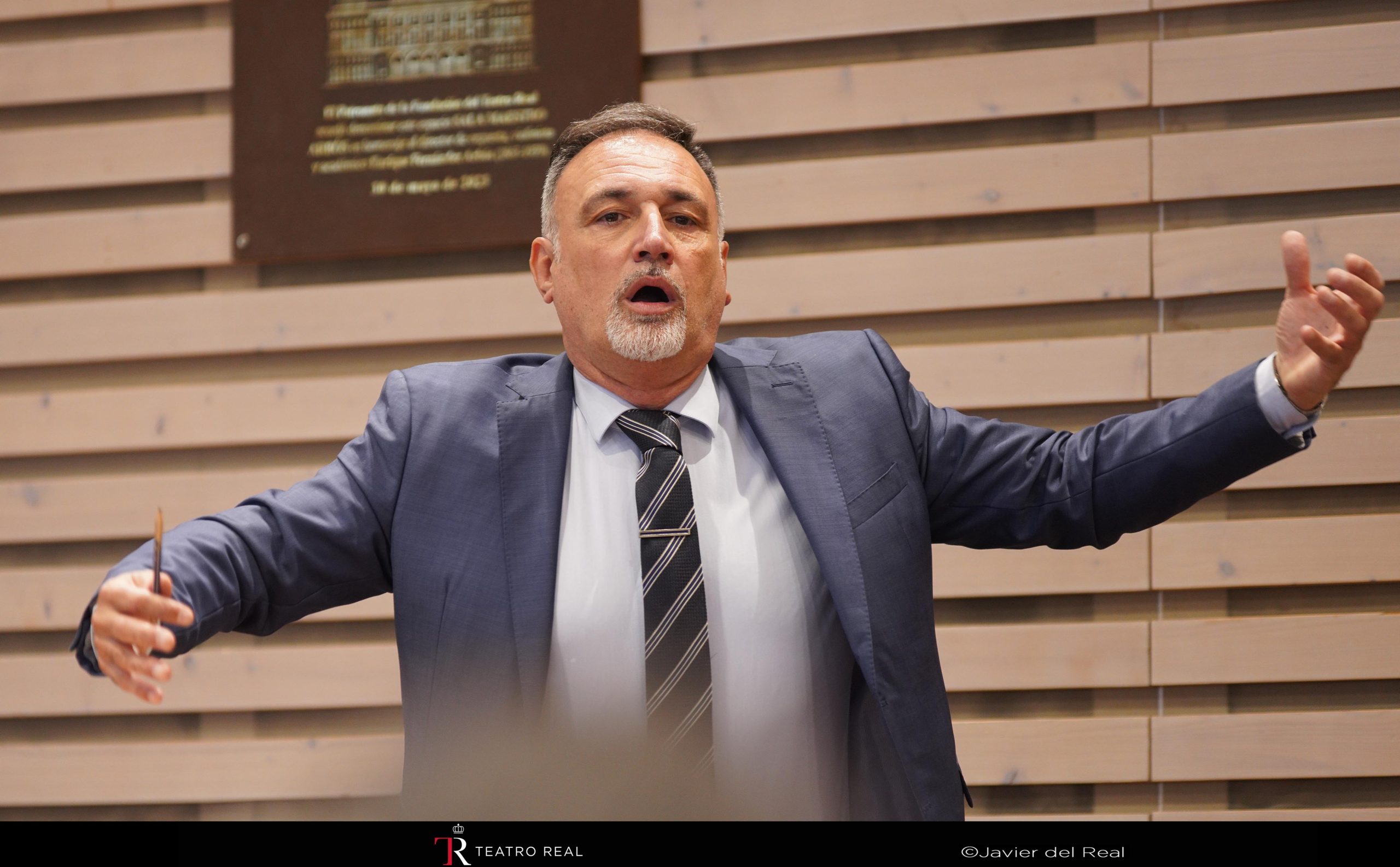 José Luis Basso, director del Coro Titular del Teatro Real