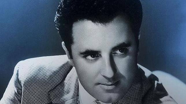 El 13 de julio de 2024 se cumplen cien años del nacimiento del tenor Carlo Bergonzi en Polesine Parmense (Italia), uno de los intérpretes italianos más destacados del siglo XX. Tras una extensa carrera de éxitos sobre las tablas de los escenarios de los teatros de ópera, Bergonzi murió el 25 de julio de 2014 en Milán, cumpliéndose este año una década de este hecho. Dejó un impresionante legado no solo como intérprete, también como precursor de las grabaciones sonoras y de la formación de nuevos cantantes.