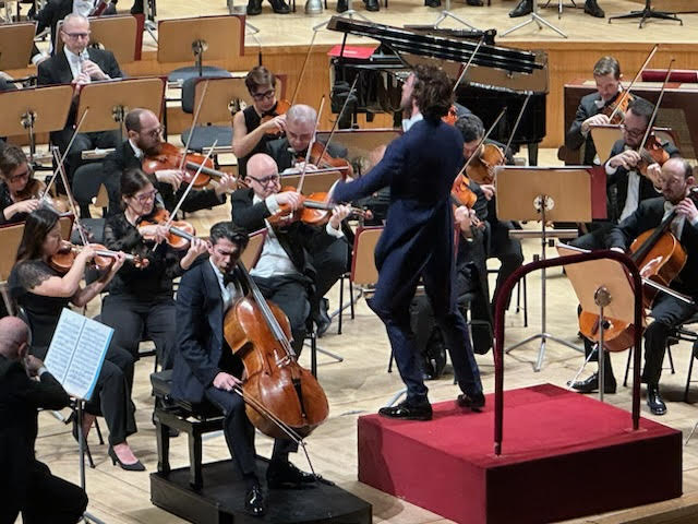 Crítica, Lorenzo Viotti