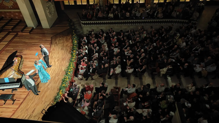 Jonas Kaufmann y Diana Damrau, en el Palau de la Música CatalanaObras de Strauss y Mahler. Jonas Kaufmann y Diana Damrau. Helmut Deutsch, piano. Palau de la Música Catalana, Barcelona. 8 de abril de 2025.