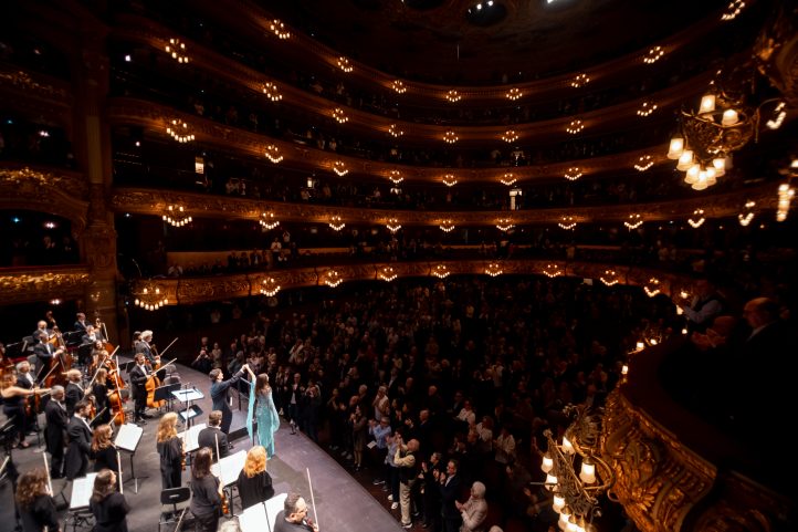 Nadine Sierra, en el Gran Teatre del LiceuObras de Mozart, Donizetti, Verdi, Puccini, Mascagni, Charpentier, Gounod, Chapí, Nieto, Giménez, Velázquez y Bernstein. Nadine Sierra, soprano. Orquesta del Gran Teatre del Liceu. Pablo Mielgo, dirección musical. Gran Teatre del Liceu de Barcelona, 06/04/2025.