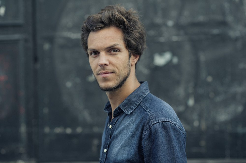 El 13 de mayo, martes, a las 19.30 horas, el Teatro Real despedirá su ciclo Voces del Real con el concierto Réquiem por Ophélie, protagonizado por la soprano Sabine Devieilhe y el barítono Stéphane Degout, que actuarán junto a Pygmalion (Coro y Orquesta), bajo la dirección de Raphaël Pichon, que debuta en el Real. El programa está dedicado a obras corales de Berlioz, Thomas, y Fauré.