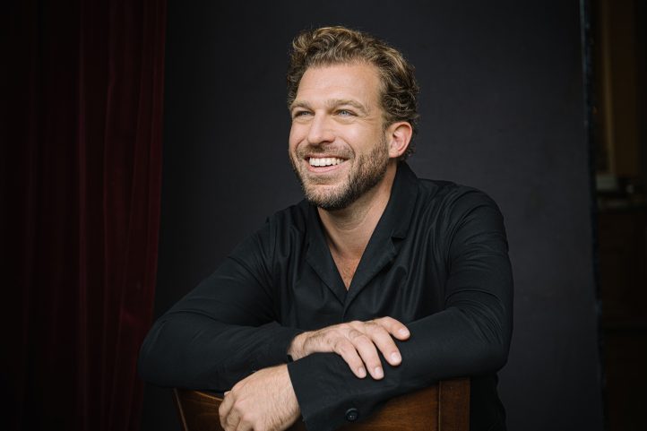 MATICES Y PALIDECESSchubert: Die Schöne Müllerin. Julian Prégardien, tenor. Kristian Bezuidenhoutz, piano. XXX! Ciclo de Lied. Teatro de la Zarzuela, 27 de mayo de 2025.