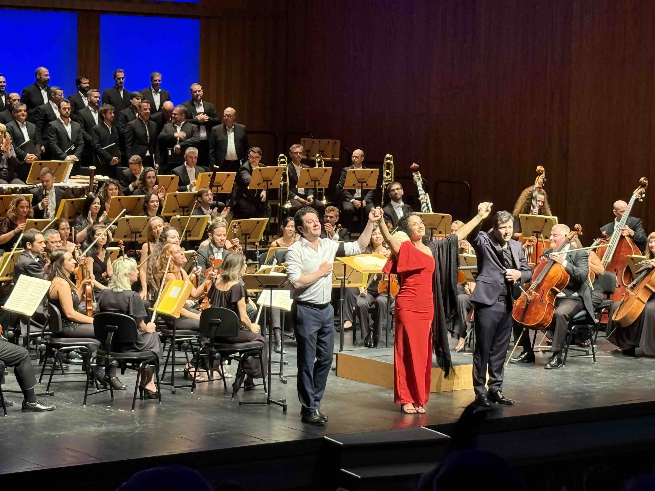 Carmen, saludos finales en El Escorial