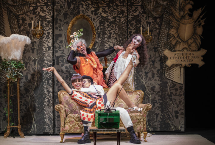 DIVERTIDA TELENOVELABarbieri: Gato por liebre y El vizconde. Irene Palazón, Blanca Valido, Juan Antonio Sanabria, César San Martín. Quinteto de cuerda. Dirección, piano y adaptación musical: Miquel Ortega. Dirección de escena y concepto: Alfonso Romero. Fundación March, 24 de septiembre de 2025.