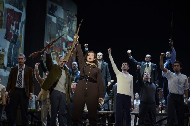 Las voces salvadoras de La forza del destino en ABAOPalacio Euskalduna, Bilbao. 25/10/2025. La forza del destino, melodrama lírico en cuatro actos, de Giuseppe Verdi. Angelo Villari (tenor - Don Alvaro). Carmen Solís (soprano – Donna Leonora). Juan Jesús Rodríguez (barítono - Don Carlo di Vargas). Ketevan Kemoklidze (mezzosoprano - Preziosilla). Manuel Fuentes (bajo - Il marchese di Calatrava y Padre Guardiano). Luis Cansino (barítono – Fra Melitone). Guillén Munguía (tenor – Mastro Trabuco). Marifé Nogales (mezzosoprano – Curra). Fernando Latorre (bajo barítono – Un alcalde). Euskadiko Orkestra. Coro de Ópera de Bilbao (director: Esteban Urcelay). Ignacio García (director de escena). Lorenzo Passerini (director musical / maestro concertador). Producción: ABAO Bilbao Ópera.