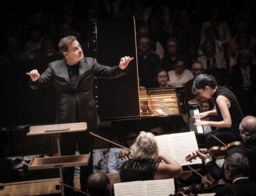 Crítica: Orquesta de Valencia, Shostakóvich en blanco  y negro