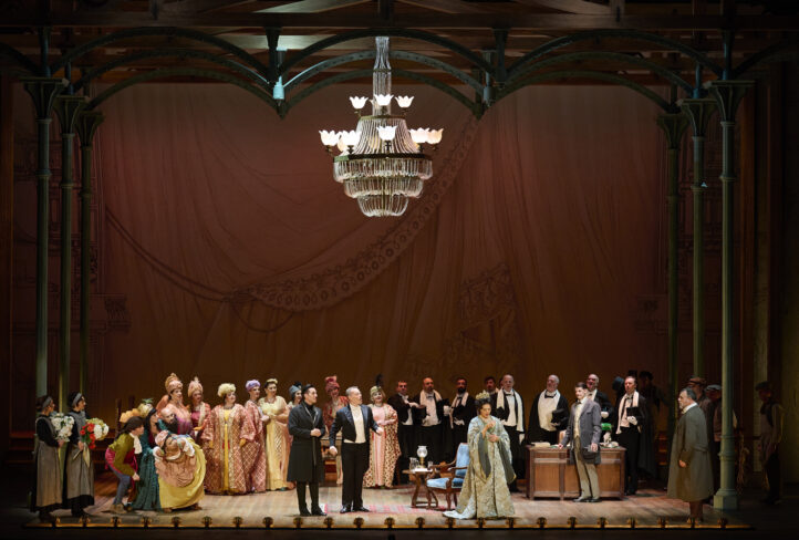 Comentarios en prensa: Adriana Lecouvreur de Cilea, en ABAOAdriana Lecouvreur de Francesco Cilea. Intérpretes: María Agresta, Silvia Tro Santafé, Jorge de León, Carlos Álvarez, Olga Revuelta, Anna Gomà, José Manuel Díaz, Josu Cabrero, Martín Barcelona. Coro de Ópera de Bilbao. Orquesta Sinfónica de Bilbao. Director de escena: Mario Pontiglia. Director musical: Marco Armiliato. Producción: Abao y  Teatro Lirico di Cagliari. Palacio Euskalduna, Bilbao. 22-de noviembre de 2025.