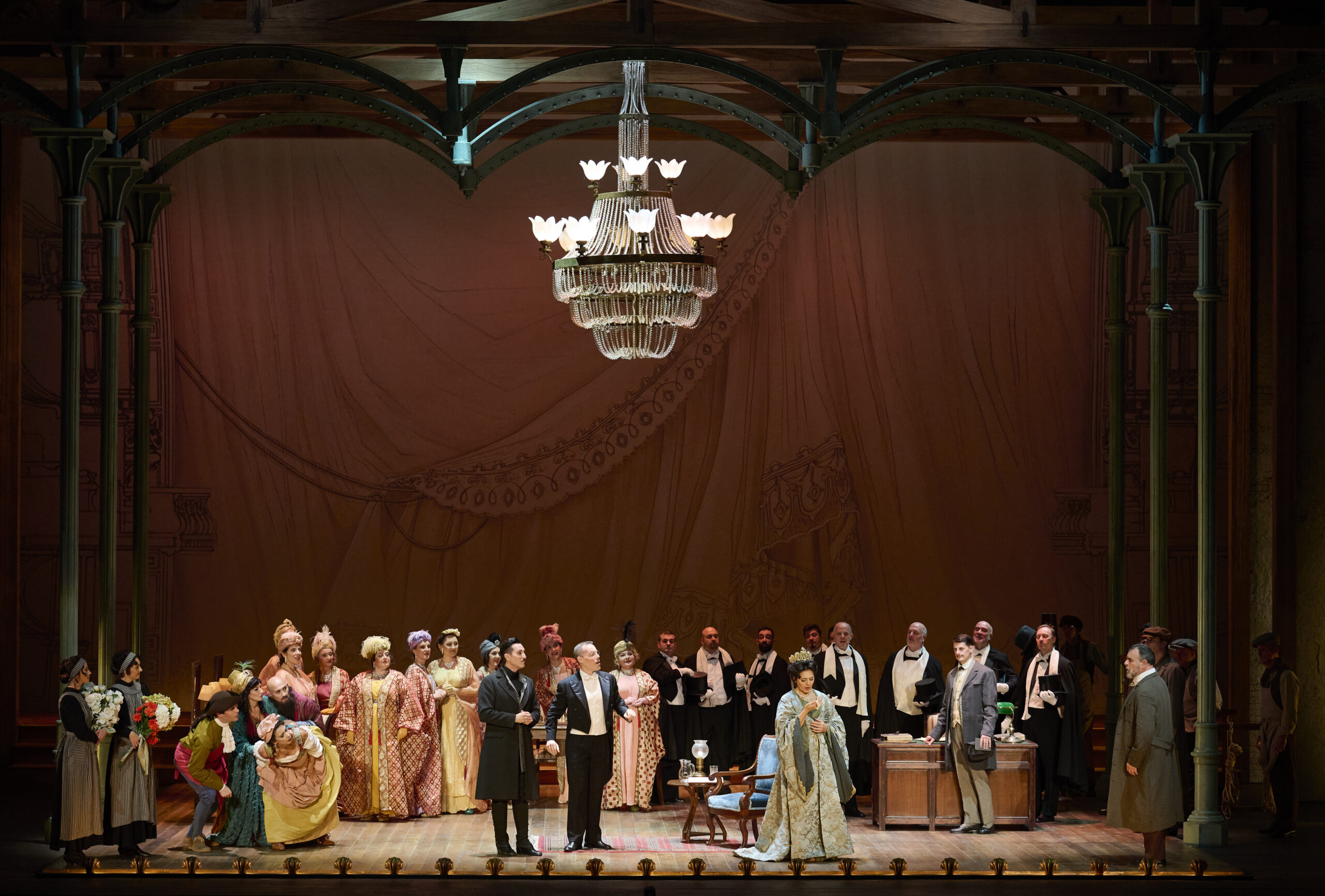 Comentarios en prensa: Adriana Lecouvreur de Cilea, en ABAO Adriana Lecouvreur de Francesco Cilea. Intérpretes: María Agresta, Silvia Tro Santafé, Jorge de León, Carlos Álvarez, Olga Revuelta, Anna Gomà, José Manuel Díaz, Josu Cabrero, Martín Barcelona. Coro de Ópera de Bilbao. Orquesta Sinfónica de Bilbao. Director de escena: Mario Pontiglia. Director musical: Marco Armiliato. Producción: Abao y  Teatro Lirico di Cagliari. Palacio Euskalduna, Bilbao. 22-de noviembre de 2025.