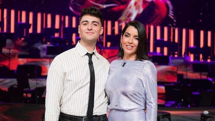 RTVE presenta ARIA, locos por la ópera, nuevo talent show producido por Gestmusic, dirigido a cantantes líricos que buscan hacerse un hueco en el mundo de la lírica.  Presentado por la cantante Ruth Lorenzo, junto a Juanjo Bona en el backstage, este espacio contará con un jurado de profesionales entre los que se encuentran José Manuel Zapata e Isabel Rey. 