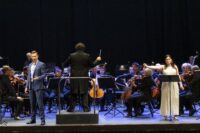 Mas vale versión concierto… Pelléas et Mélisande. Ópera en cinco actos y doce cuadros de Claude Debussy sobre libreto de Maurice Meterlink basado de su drama homónimo. Reparto: Sabrina Gárdez, Edward Nelson, Jean-Fernand Setti, Ígor Durlovski, bajo; Geneviève, Mónica Redondo, Belén Vaquero, Javier Agudo. Orquesta Sinfónica de Galicia. José Miguel Pérez-Sierra, director musical.  A Coruña, 5 de diciembre, Teatro Colón, Programación Lírica de Amigos de la Ópera de A Coruña. 