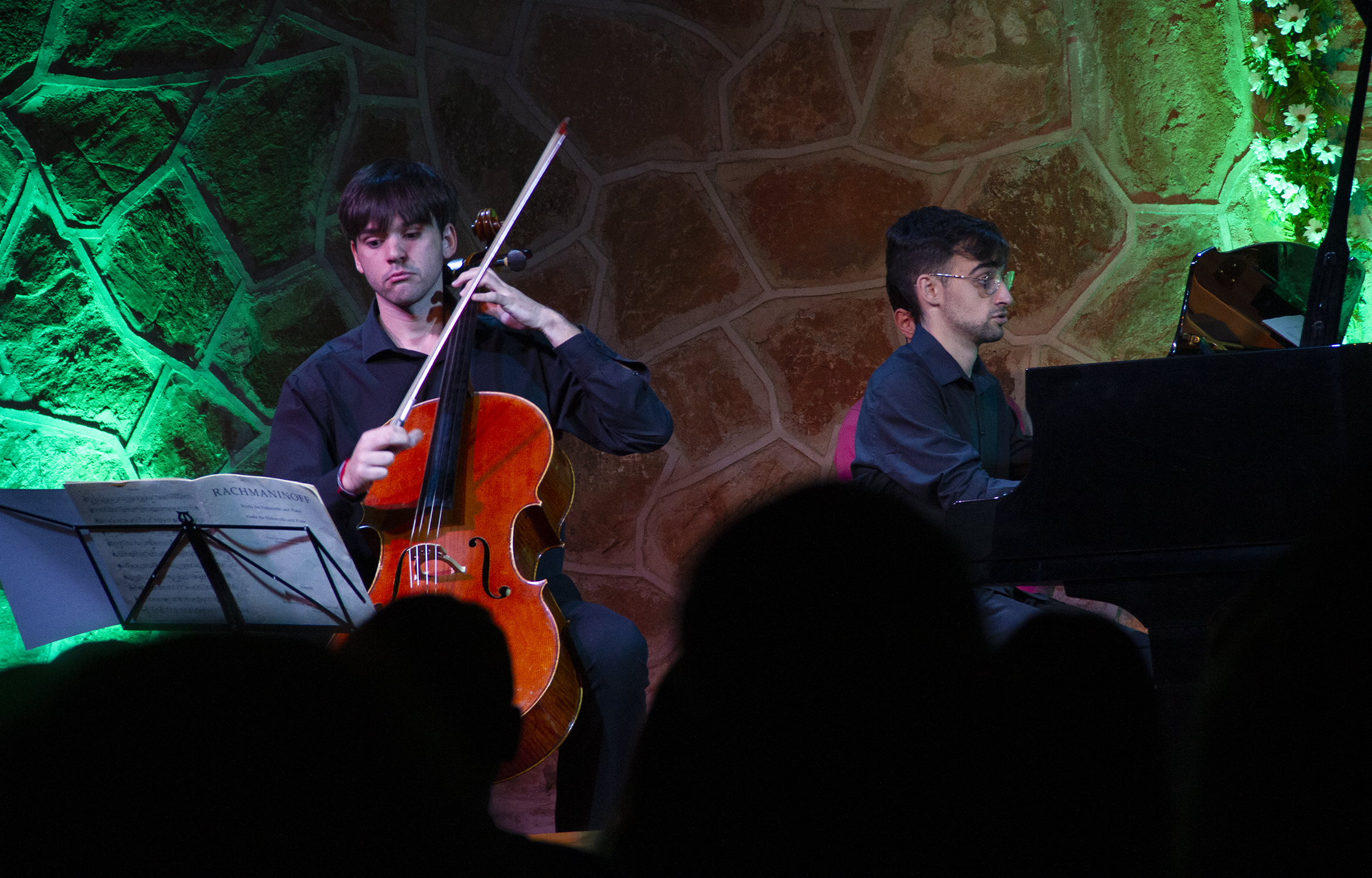 Certamen Pedro Bote: Cuando juventud y maestría van de la mano XXVIII CERTAMEN PEDRO BOTE. Obras de Rameau, Guinjoan, Albéniz, Rajmáninov, Webern, Cassadó, López García, Schubert y Piazzolla. Intérpretes: Marta Cubas (acordeón); Diego Jiménez (violonchelo) y Sergio García (piano); María Benítez (trombón) y Jéssica Duarte (acordeón). Casa de Cultura de Villafranca de los Barros (Badajoz). 30 noviembre 2025.