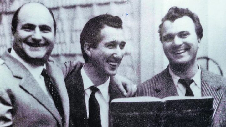 Antonio Campó, el más grande Don Juan españolPara algunos, Antonio Campó fue solo aquel señor que corría avergonzado a esconderse cuando se publicaron las fotografías de su célebre hija desnuda, la cantante pop Marta Sánchez. Pero Sánchez Camporrro (sus verdaderos apellidos), también disfrutó en otro tiempo de su propia, destacada trayectoria artística. El barítono-bajo asturiano asombró a Picasso con su encarnación de Don Giovanni en una de las ediciones históricas del Festival de Aix-en-Provence. Y cantó en la coronación de Isabel II, en Londres.