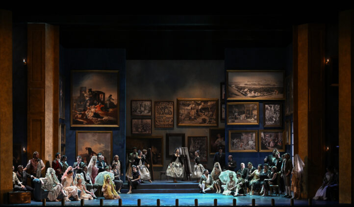 El Teatro de la Zarzuela presenta La Edad de Plata, una producción que recupera el espíritu del florecimiento cultural español del primer tercio del siglo XX a través de Goyescas de Enrique Granados y El retablo de Maese Pedro de Manuel de Falla. Con dirección musical de Álvaro Albiach y puesta en escena de Paco López, el espectáculo se representará entre el 24 de enero y el 1 de febrero de 2026, ofreciendo una reflexión artística y contemporánea sobre la identidad cultural española.