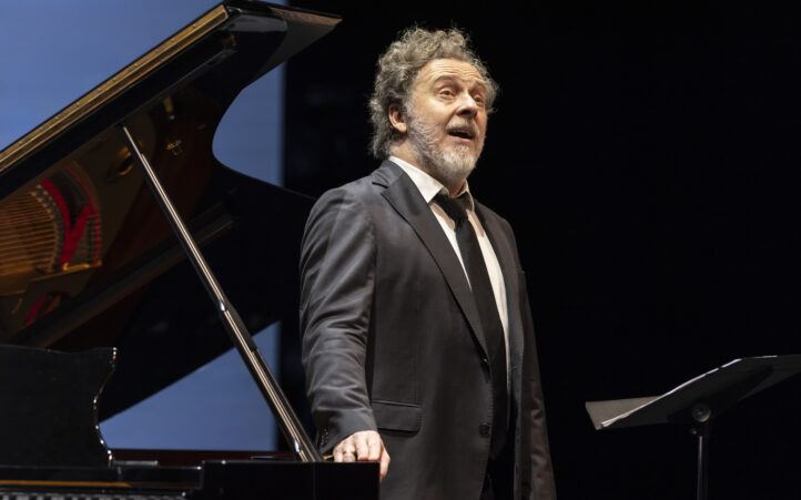 Christian Gerhaher: Schubert en venaCICLO “LES ARTS ÉS LIED”. Christian Gerhaher (barítono). Gerold Huber (piano). Programa: Lieder de Schubert. Lugar: València, Palau de les Arts (Sala Principal).  Entrada: Alrededor de 600 espectadores. Fecha: Sábado, 17 enero.