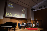 La IV edición del Festival de Pascua del Festival de Peralada, se tendrá lugar del 2 al 5 de abril en la iglesia y el claustro del Carmen del castillo de Peralada, se consolida como una cita ineludible para melómanos y amantes de la música sacra.William Christie, Vox Luminis, Vespres d'Arnadí y Franz Schubert Filharmonia, bajo la dirección de Guillermo García Calvo.