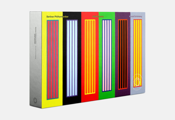 Schoenberg y la sombra de Karajan: El triunfo de PetrenkoObras de Schönberg. Patricia Kopatchinskaja, violín y cantantes. Orquesta Filarmónica de Berlín. Kirill Petrenko. 3CDS. DGG 