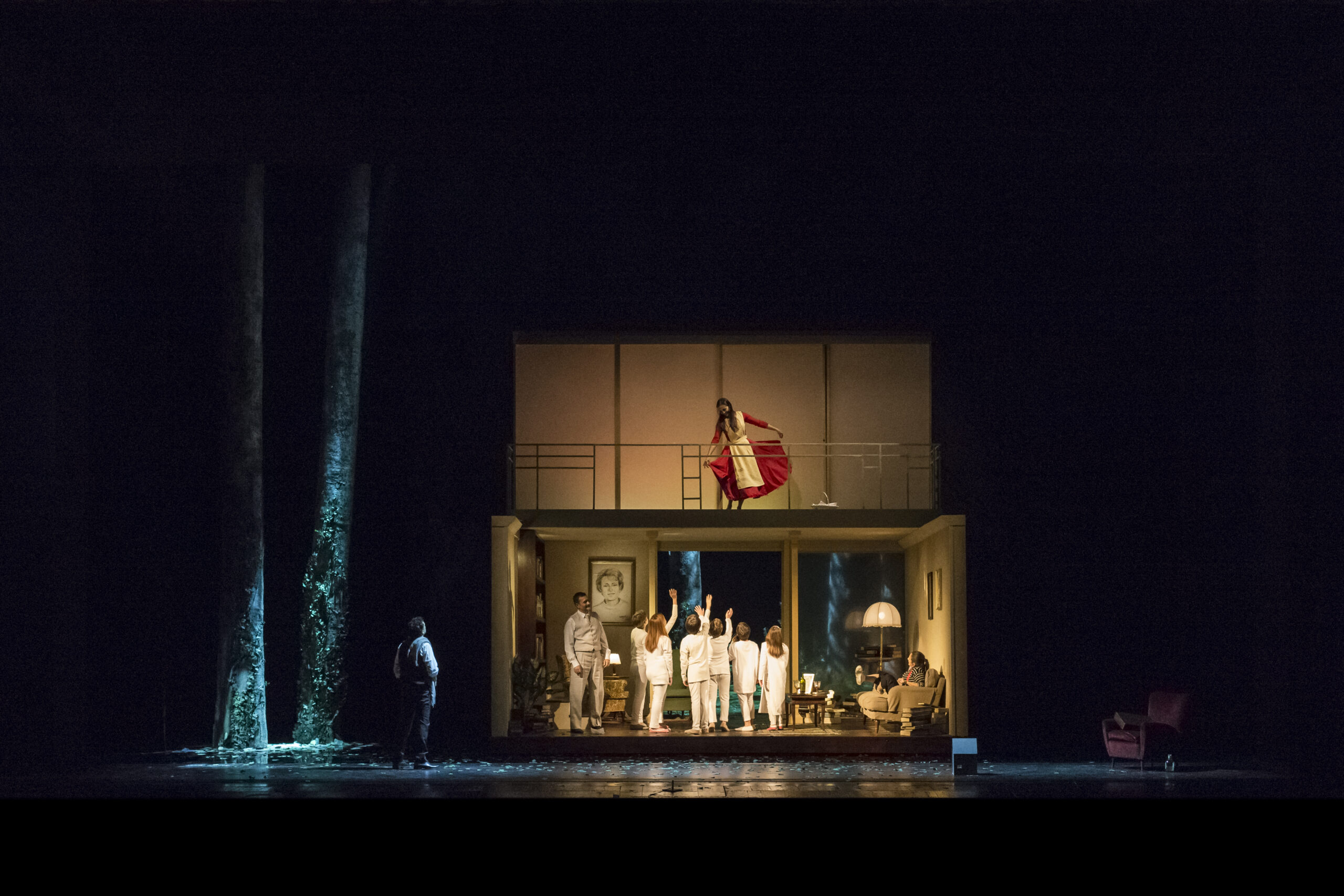 ABAO Bilbao Ópera inicia el año 2026 con Werther, una de las cumbres del repertorio lírico francés. Basada en la novela de Goethe, la ópera de Jules Massenet regresa a Bilbao con una producción de gran fuerza poética y un reparto de primer nivel, encabezado por Annalisa Stroppa y con Celso Albelo en el papel protagonista.