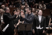 Las “aúreas” de Pacho Flores y su servidor Juan Ferrer TEMPORADA 2025-2026 del Palau de la Música. Programa: Obras de Flores (Áurea, rapsodia concertante para clarinete y orquesta) y Berlioz (Sinfonía fantástica). Solista: Juan Ferrer (clarinete). Orquestra de València. Director: Christian Vásquez. Lugar: Palau de la Música. Entrada: Alrededor de 1.781 espectadores (lleno). Fecha: jueves, 19 febrero 2026