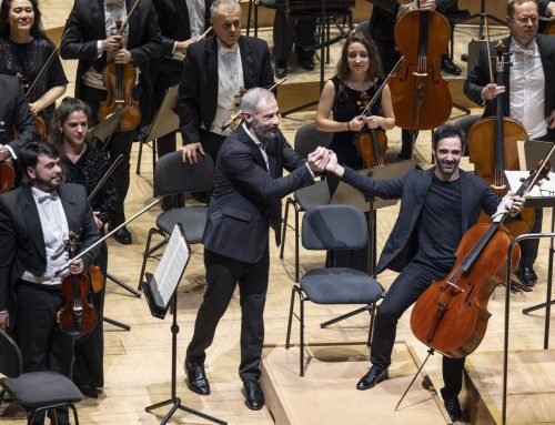 Crítica: Pedazo de violonchelista, pedazo de director, pedazo de orquesta… Pablo Ferrández y Dima Slobodeniuk, junto a la OCV