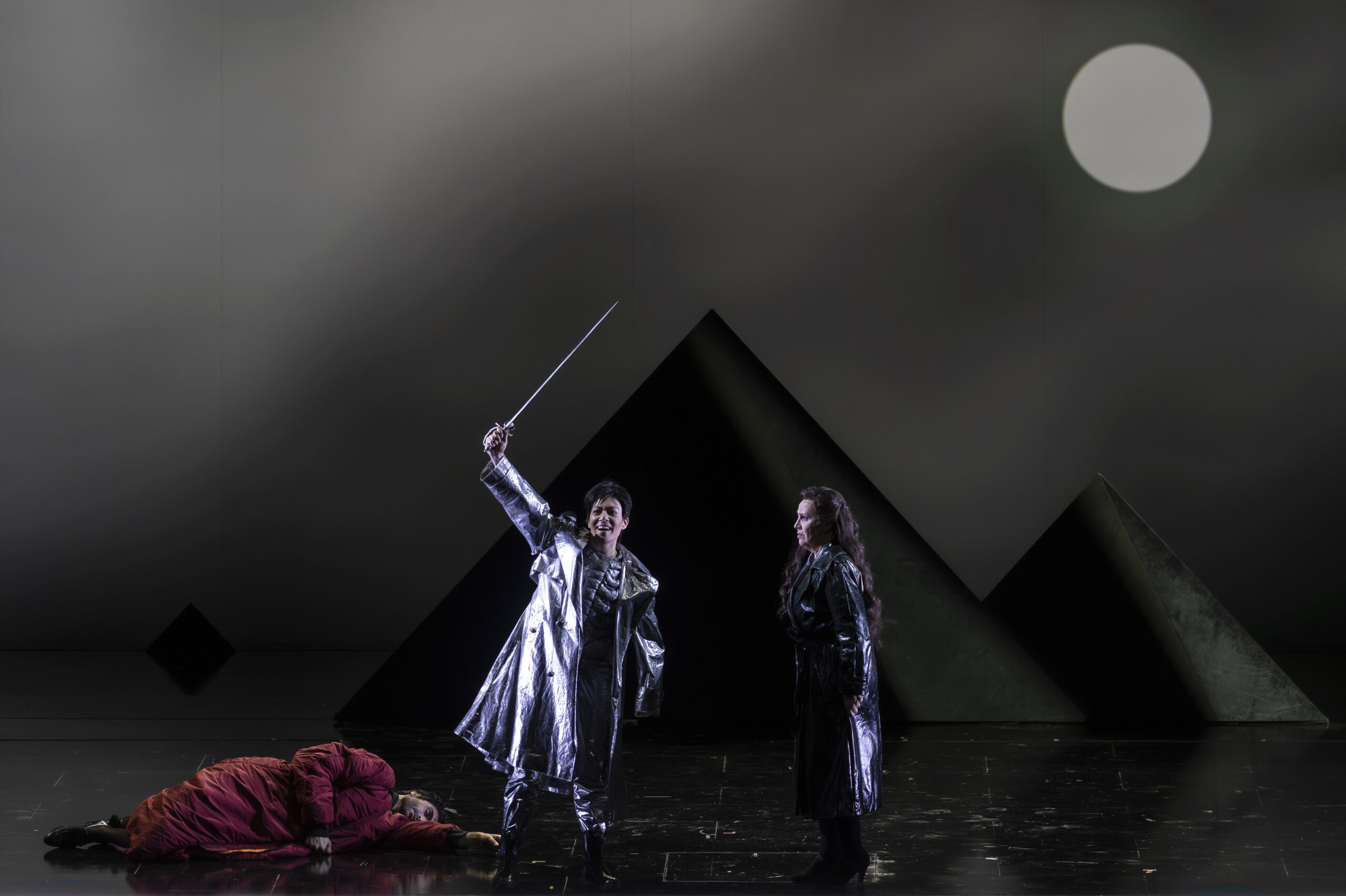 Un Giulio Cesare para la historia en Les Arts Giulio Cesare in Egitto de Haendel. Aryeh Nussbaum Cohen, Marina Monzó, Sara Mingardo, Ariann Venditelli, Cameron Shahbazi, Jean-Philippe McClish, Bruan Sala, Lora Grigorieva. Orquesta de la Comunitat Valenciana. Dirección escénica: Vicente Boussard. Dirección musical: Marc Minkowski. Palau de les Arts. Valencia, 8 de marzo de 2026.