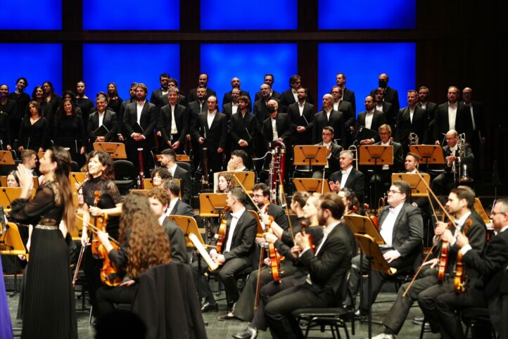 La ORCAM anuncia su programación de conciertos para Semana Santa, con el Auditorio de San Lorenzo de El Escorial como centro neurálgico. El primer concierto tendrá lugar el 1 de abril, Miércoles Santo, con un programa compuesto por los famosos Stabat Mater de Pergolesi y Gloria de Vivaldi. El ciclo terminará el Domingo de Resurrección con la aclamada Pasión según san Juan de Bach, en un concierto en colaboración con el Festival Internacional de Arte Sacro de la Comunidad de Madrid.