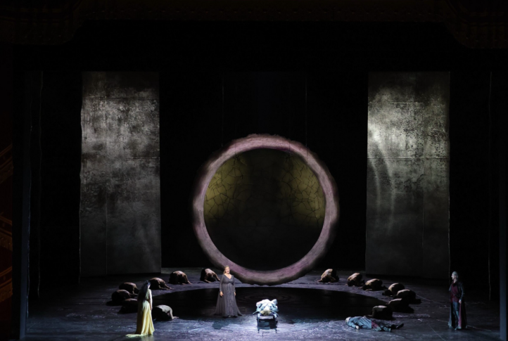 Crítica: La Scala finaliza 'Der ring' de Wagner con 'Götterdämmerung'