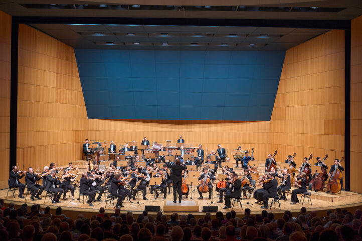  El “bonillo” momento de la Sinfónica de MurciaTEMPORADA DE LA ORQUESTA SINFÓNICA DE LA REGION DE MURCIA. Edicson Ruiz (contrabajo). Christian Vásquez (director). Programa: Obras de Oscher (Concierto para contrabajo y orquesta) y Rimski-Kórsakov (Sheherezade). Lu­gar: Murcia, Auditorio Víctor Villegas. Fecha: jueves, 16 abril 2026.
