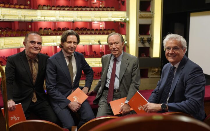 SOBRE LA TEMPORADA DEL 30 ANIVERSARIO DEL TEATRO REAL