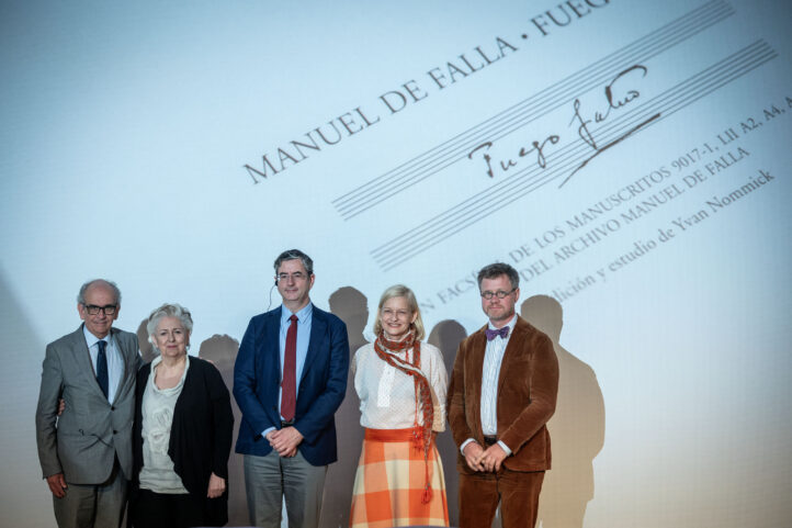 El Festival de Granada programará la ópera Fuego Fatuo de Falla en 2027, en una colaboración entre el evento granadino, la Ópera y Filarmónica Podlasie – Centro Europeo de Arte, el Teatro de la Zarzuela, la Fundación Juan March y el Patronato de la Alhambra y el Generalife apoyados por el Instituto Polaco de Cultura en Madrid, el Instituto Fryderyk Chopin de Polonia y el Archivo Manuel de Falla.